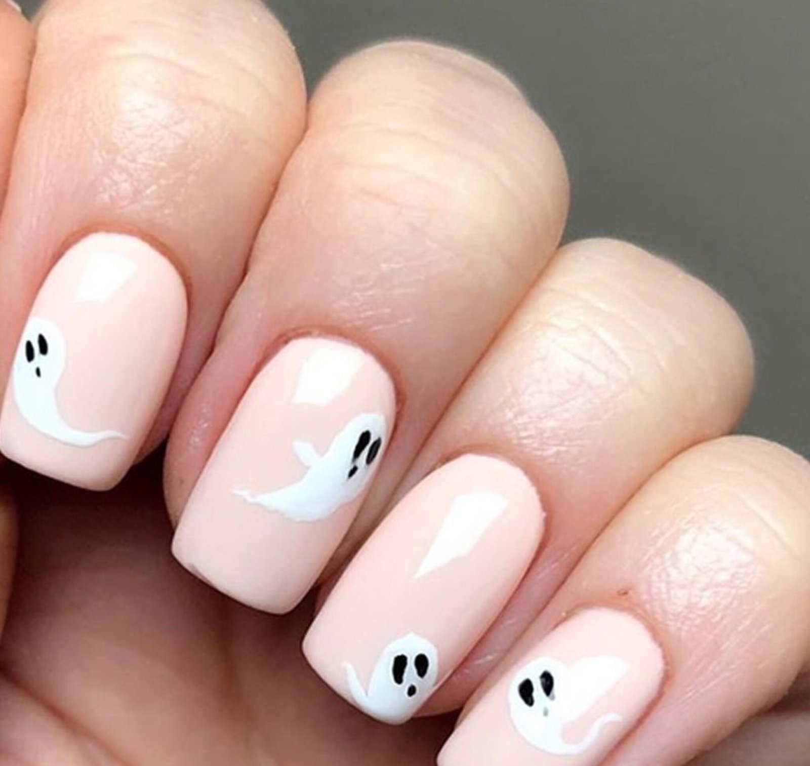 Simple Halloween Nail Ideas For A Spooky And Festive Look   Simple Halloween Nail Ideas 1 1 2048x1937 