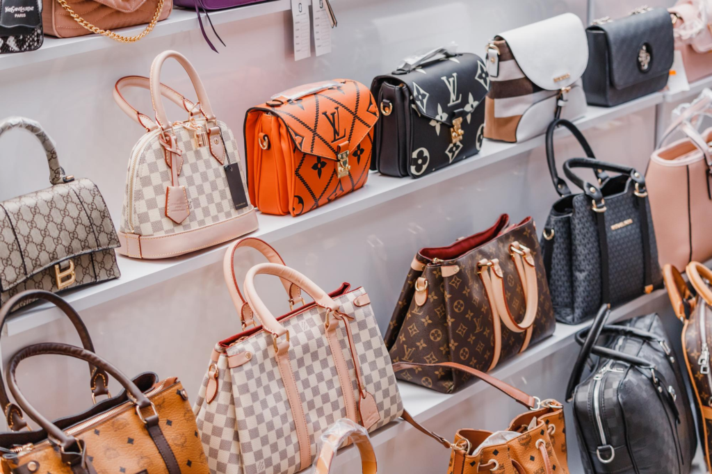 Trendy Handbags Trendy Handbags